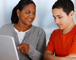 boy_with_laptop